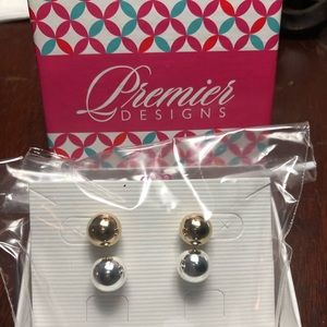 Premier Designs Stud Earrings